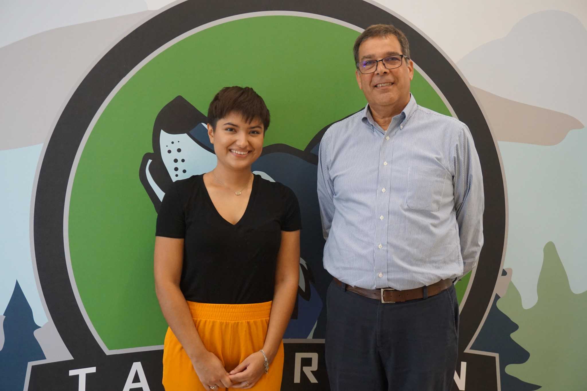 Lamar CISD Principal Welcomes 2 Former Students As New Teachers lamar-cisd-principal-welcomes-2-former-students-as-new-teachers