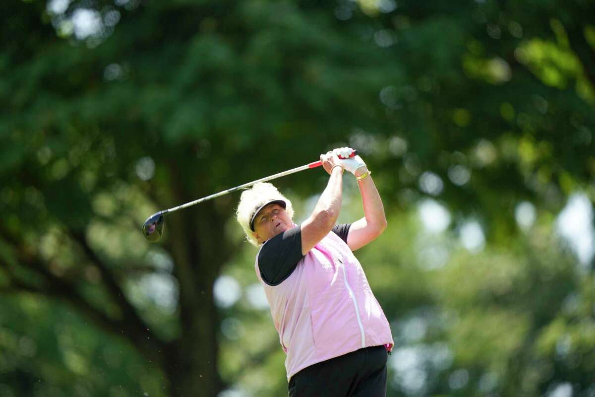 Laura Davies, the 2018 U.S. Senior Women's Open champion, had the low round of the day, a 4-under 68, she is tied for fourth at 2-under, 6 behind Sorenstam.