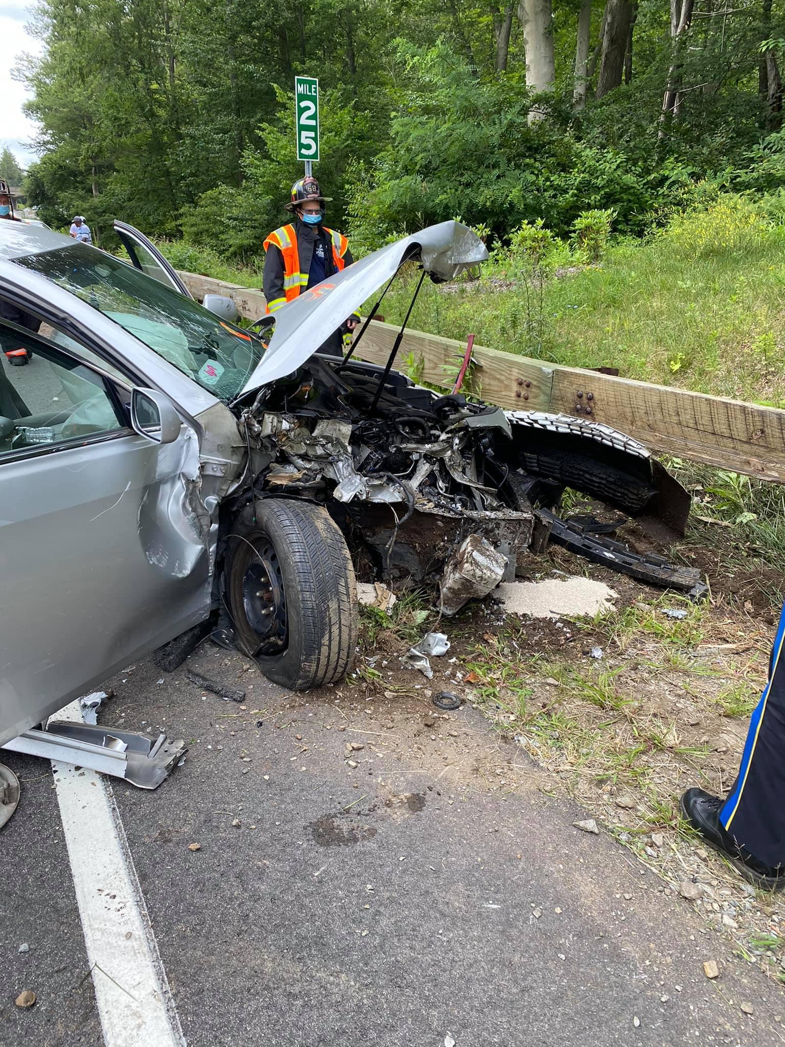 Fairfield fire officials: Merritt Parkway crash sends one to hospital ...