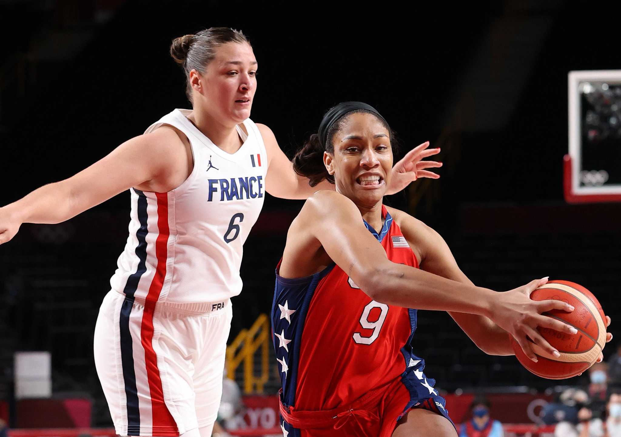 U.S. women fend off France, close Olympic basketball pool ...