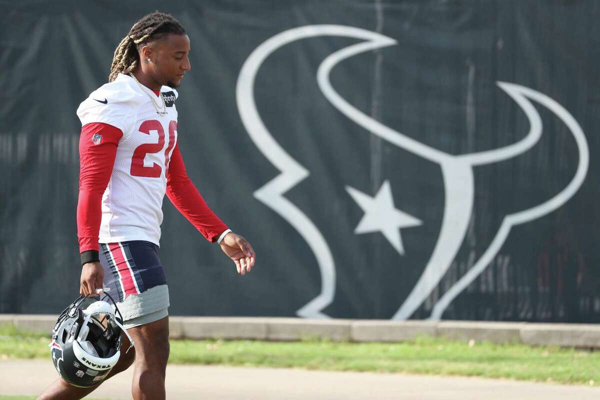 Houston Texans strong safety Justin Reid walks onto he field during an NFL training camp football practice Monday, Aug. 2, 2021, in Houston.