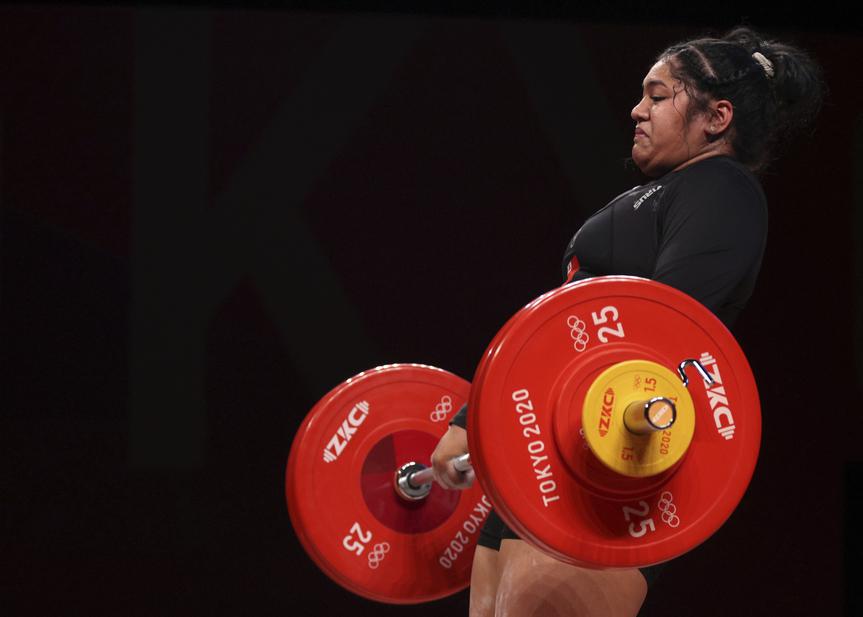 ‘She’s carrying so many firsts;’ San Francisco’s Kuinini Manumua 8th in ...