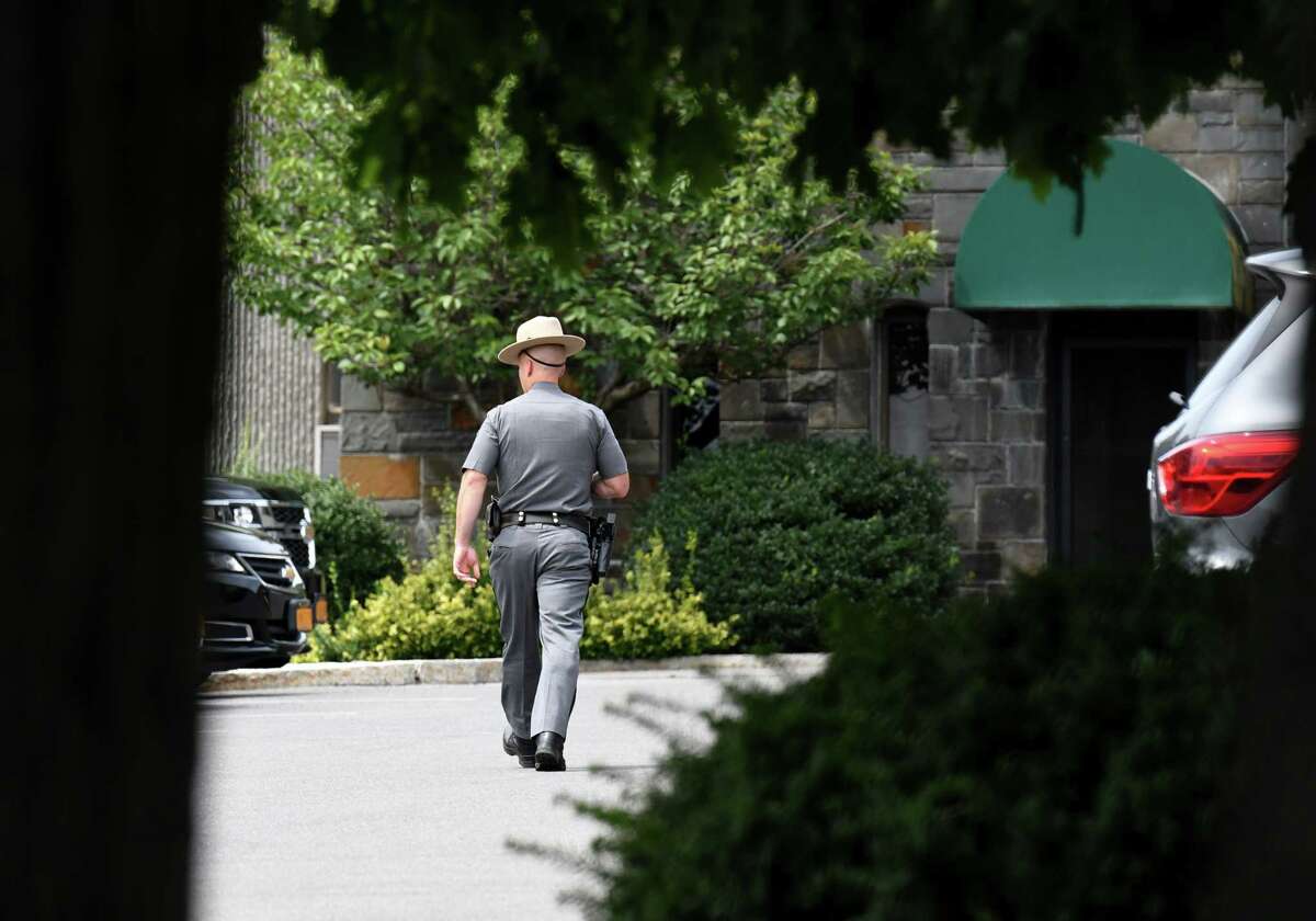 A New York State trooper stationed at the Executive Mansion in August 2021.