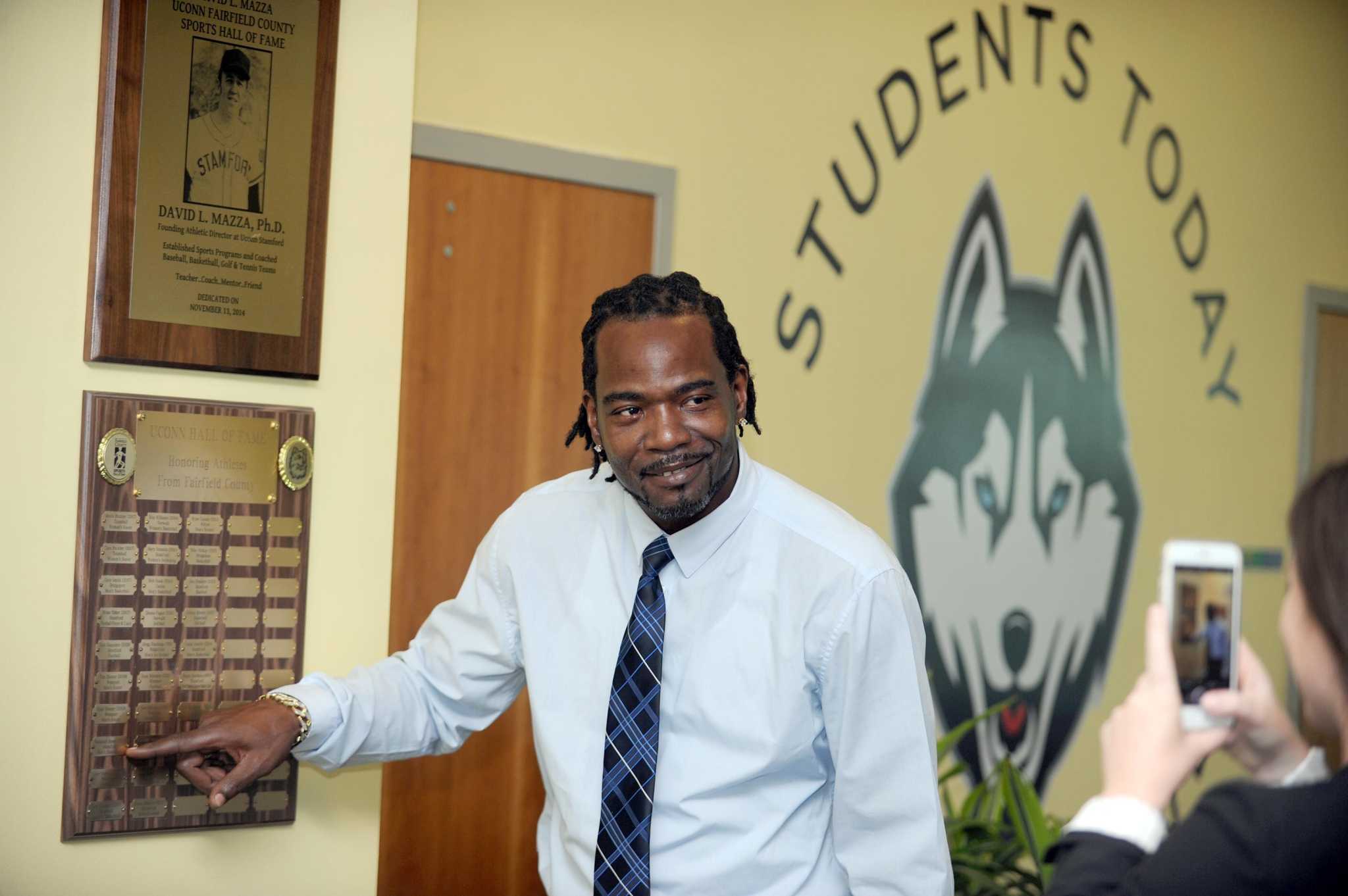 Jeff Jacobs: Rashamel Jones, Greenwich's new girls basketball coach, eager to start next chapter in life - Vimarsana News
