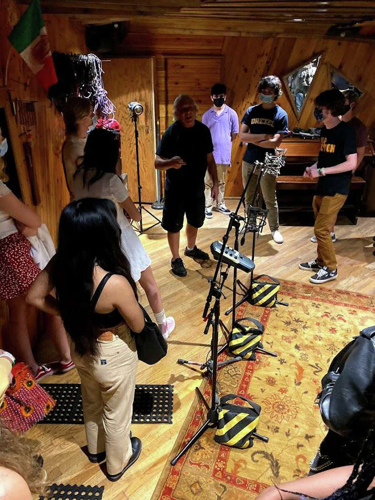 New Canaan School of Rock students recently participated in the 2021 AllStars Music Program that took place at the Carriage House Studios in Stamford. The team recorded seven songs, including an original song that was written by their songwriter.