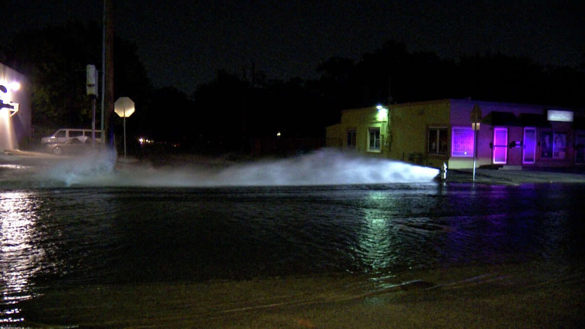Just after 4 a.m., suspects removed the caps and turned on the hydrants near West Avenue and Sacramento Street on San Antonio’s North Side. 