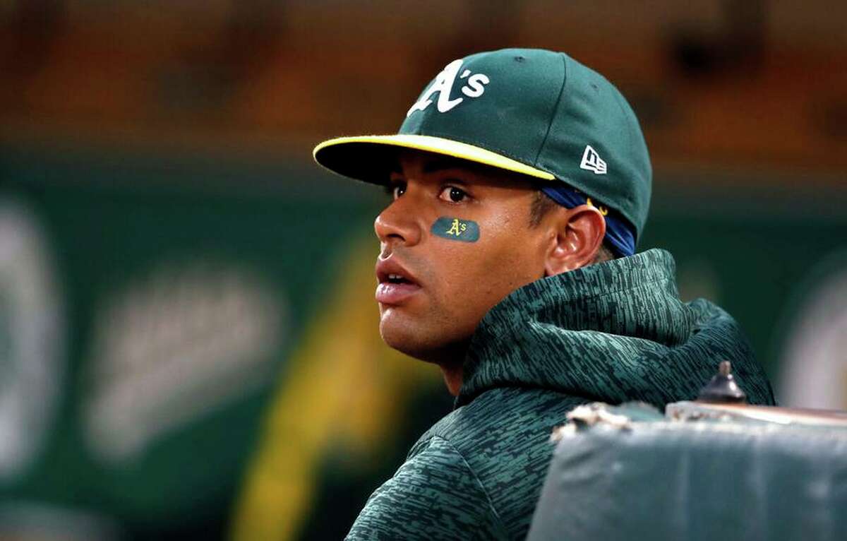 MLB: Khris Davis traded by A's to Rangers for Elvis Andrus