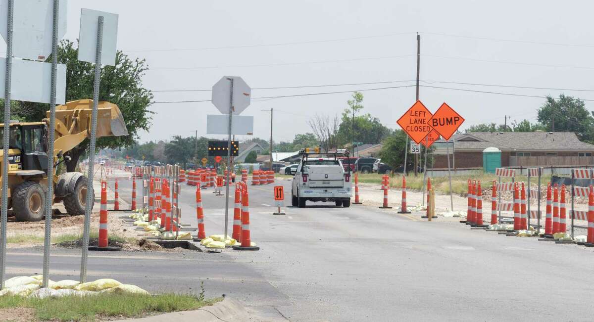 Work continues 08/04/2021 at the intersection of Illinois Ave and Thomason Drive. Tim Fischer/Reporter-Telegram