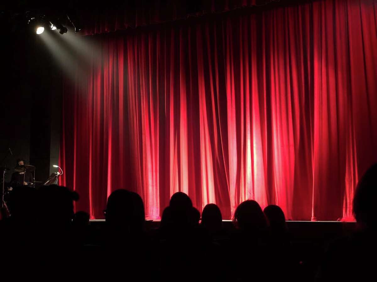 Seeing a comedy show is a great way to spend an evening. Check out these must-see comedy acts in Connecticut casinos.