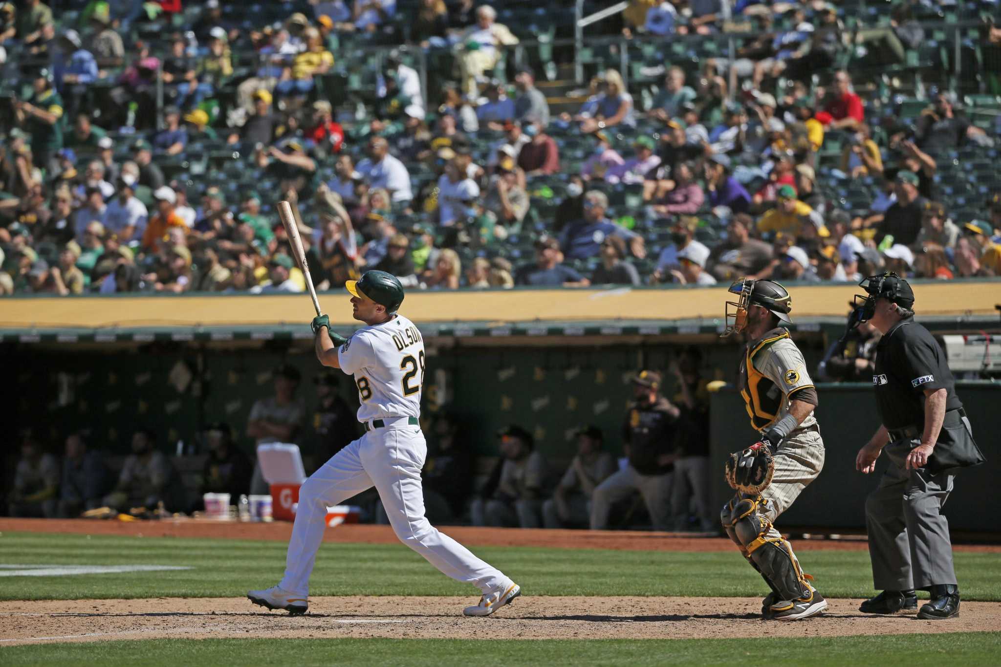 Olson hits 2-run, walk-off double, A's beat Padres 5-4 in 10