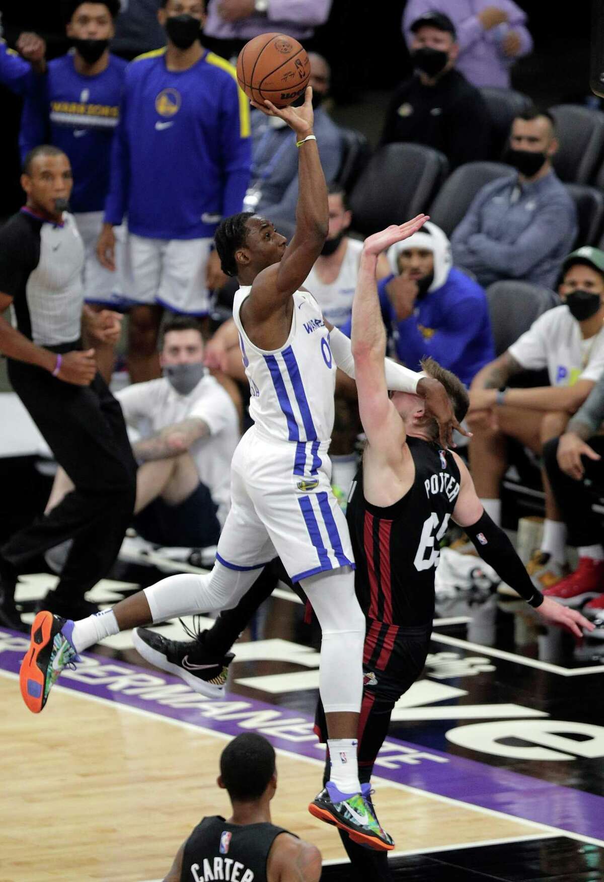 Warriors Jonathan Kuminga Offers Glimpses Of Potential In Summer League Debut