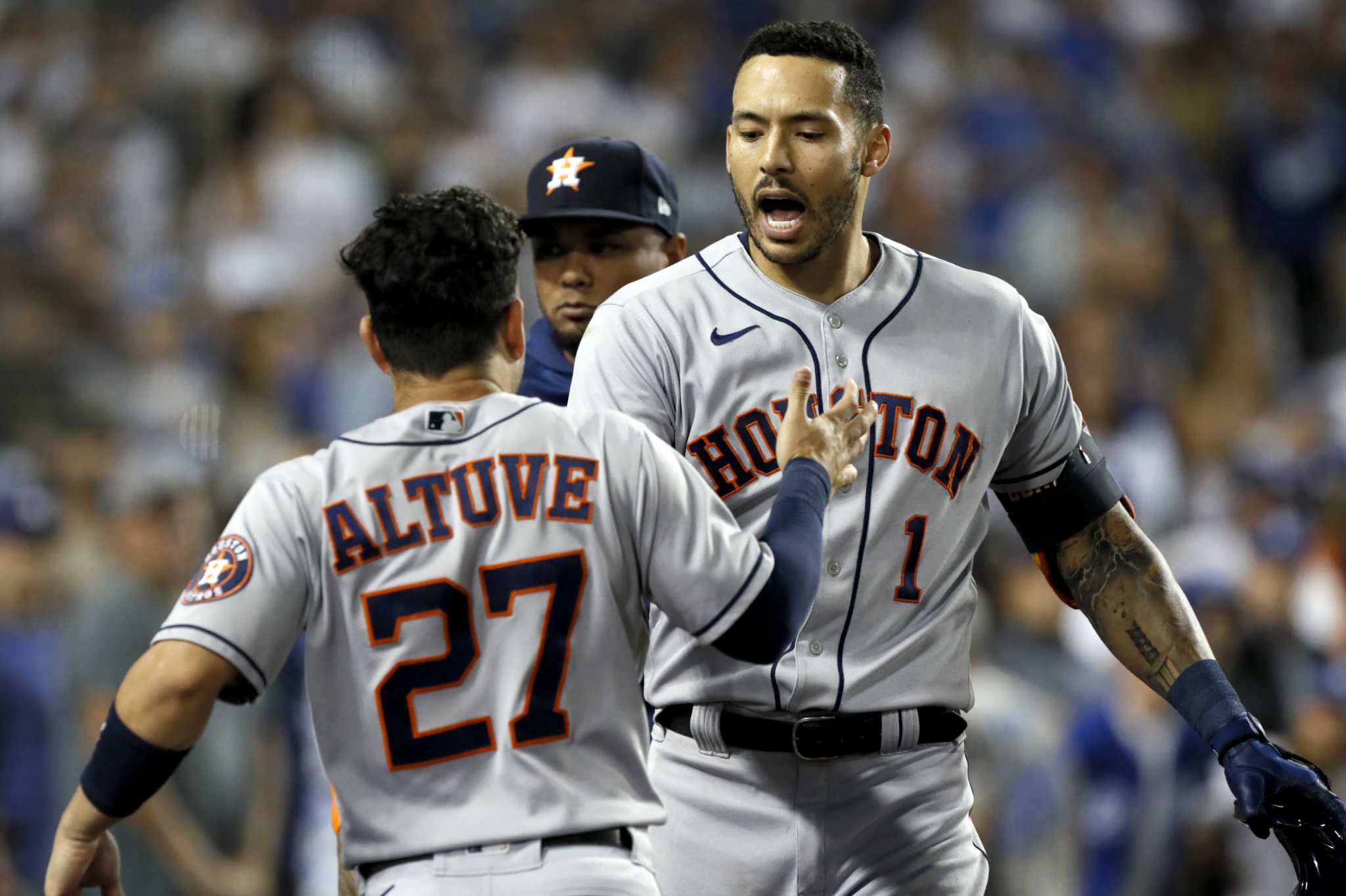 Dodgers vs. Astros bubbles over with Joe Kelly, Carlos Correa exchange