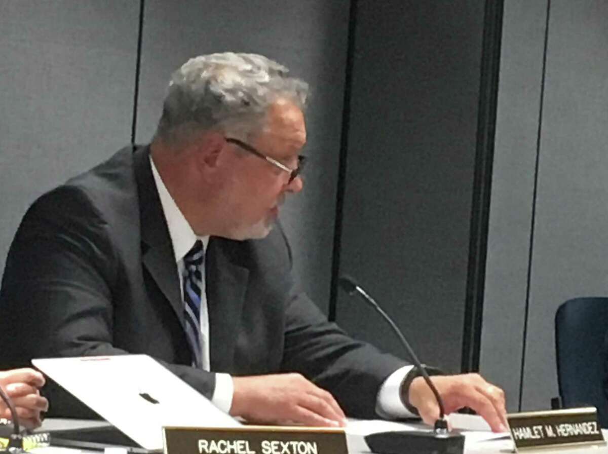Branford Superintendent of Schools Hamlet Hernandez addresses the Board of Education in this 2019 photo.