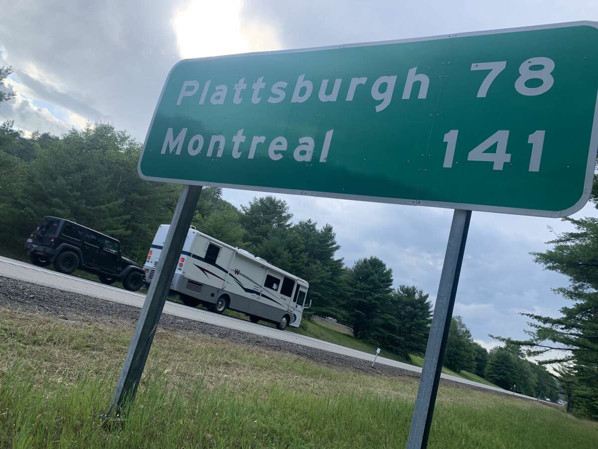 Canada border opening Vaccinated New Yorkers prepare for travel