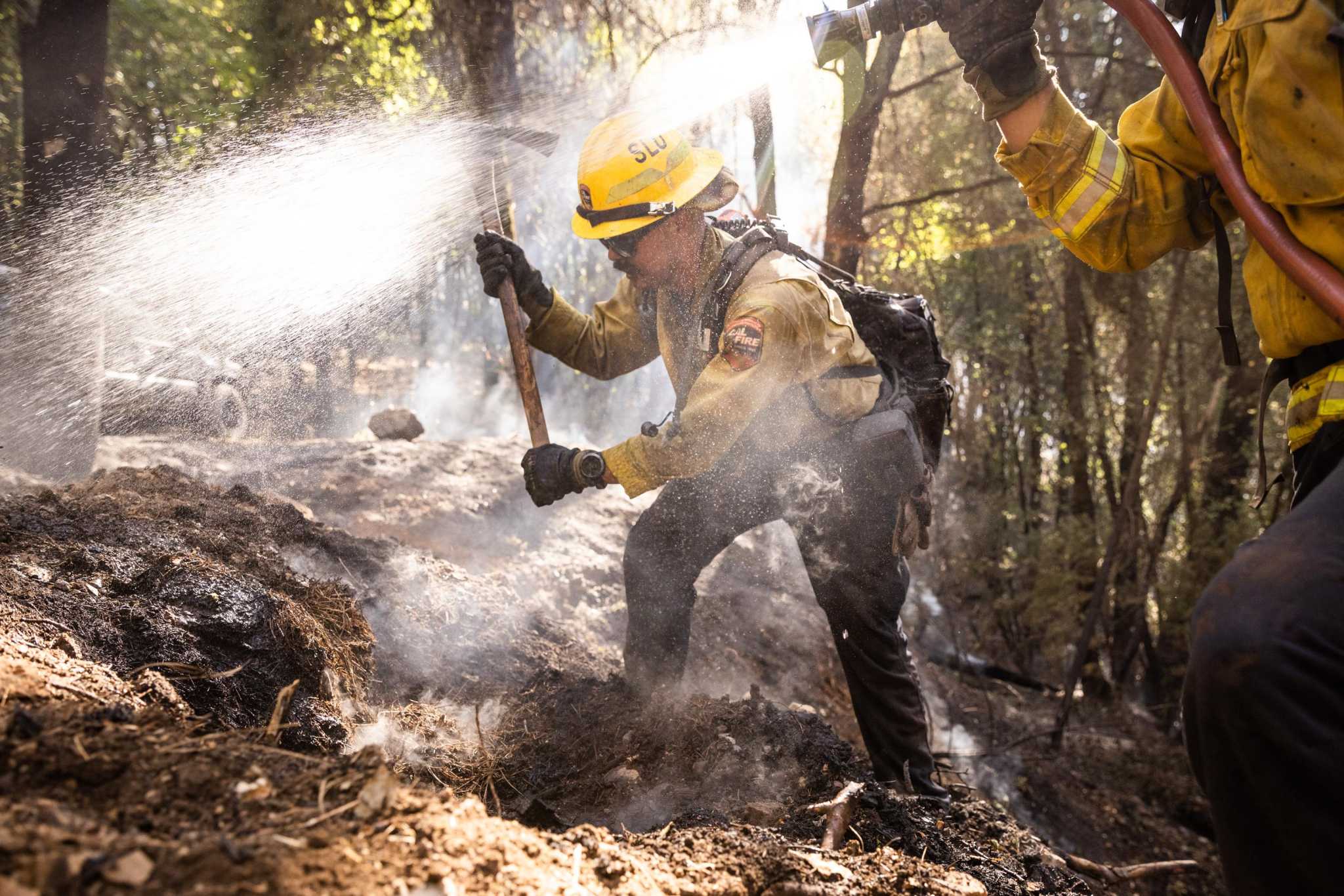 Firefighters hold River Fire near Colfax to 2,600 acres, grow