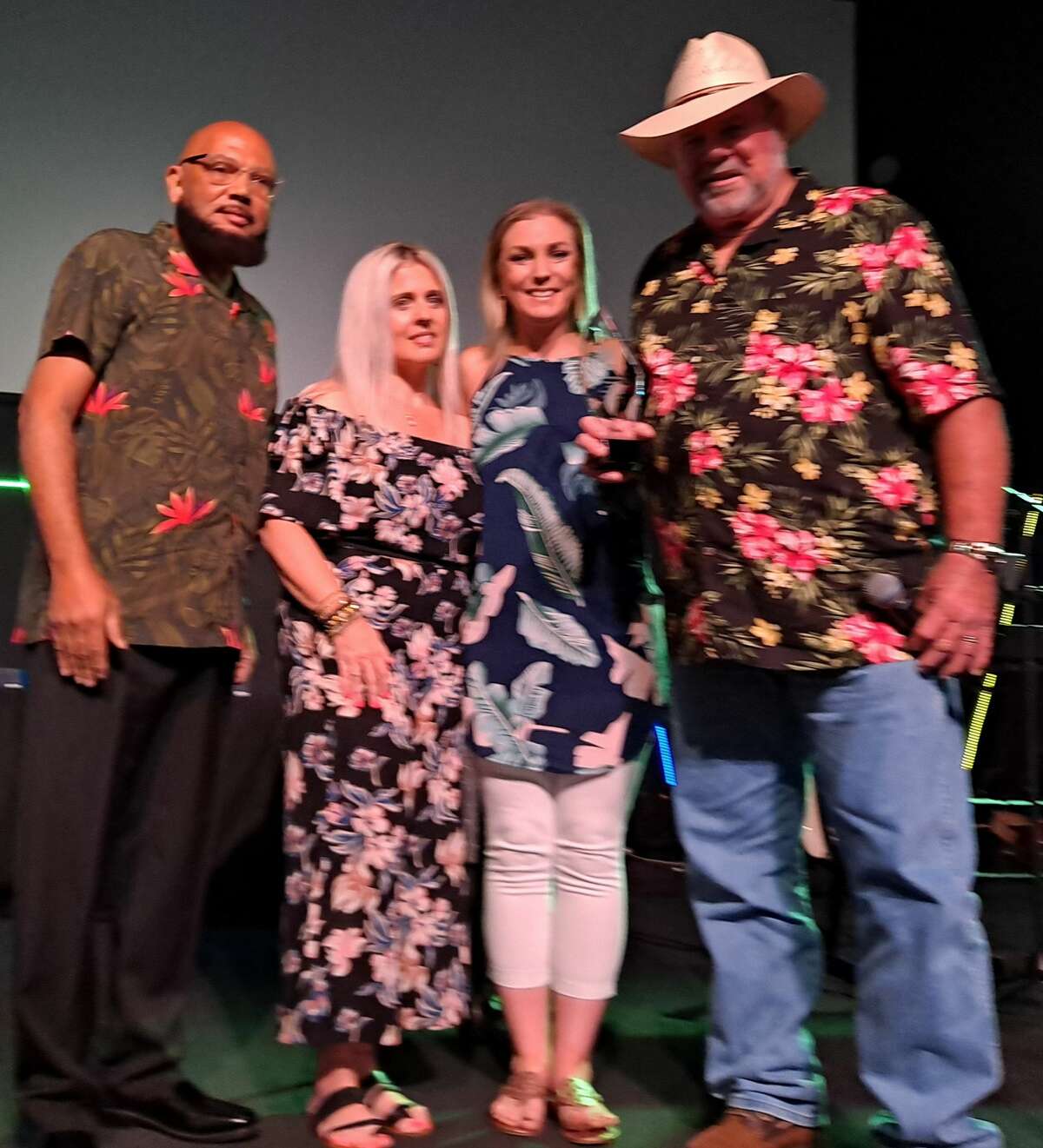 Last Friday night, the Jasper Lake Sam Rayburn Area Chamber of Commerce held the Chairman's Banquet with a theme of "Hot Summer Night" to honor many for their accomplishments during the difficult year of 2020.