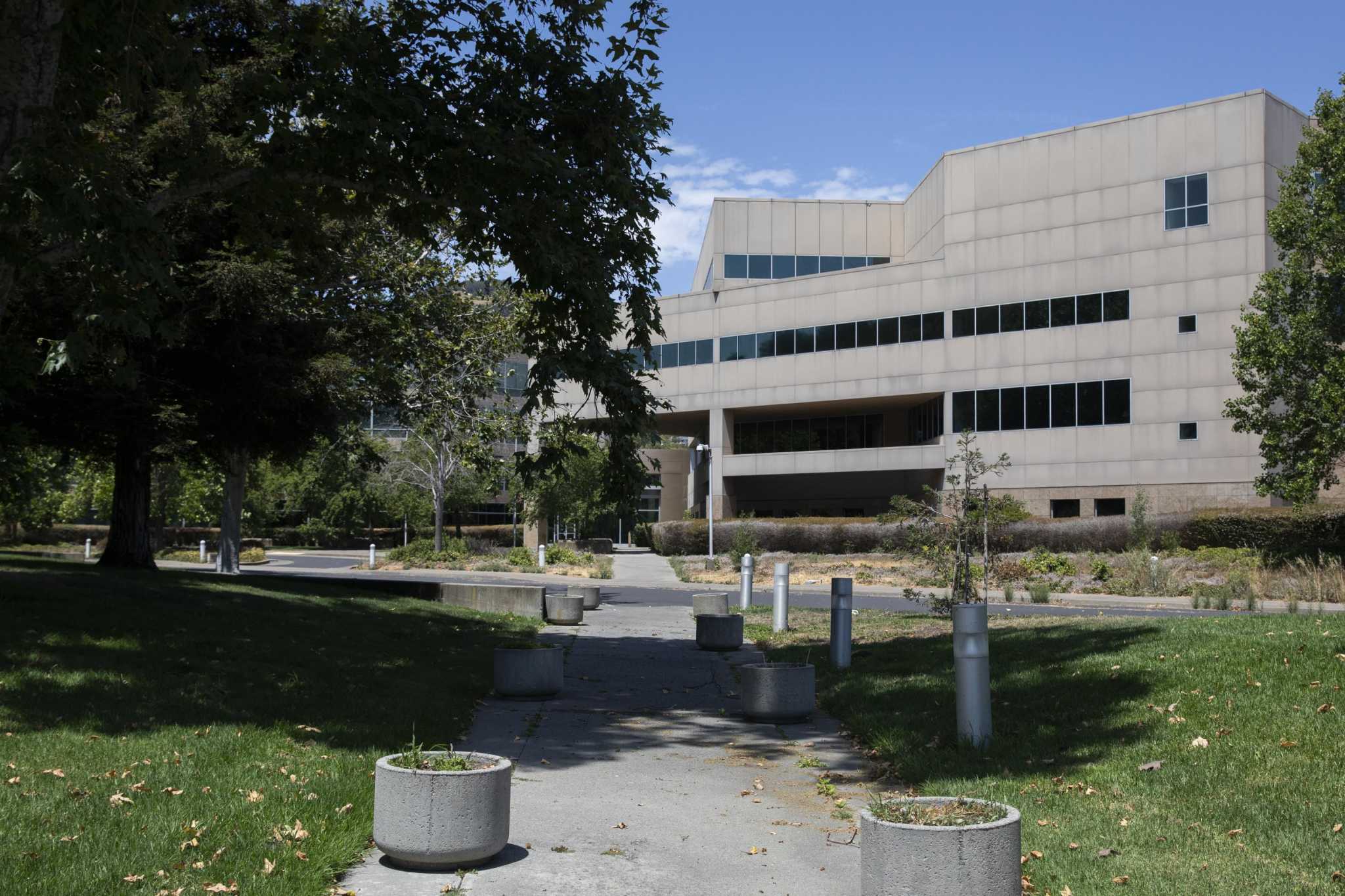 Marin County town's failed office park could turn into housing gold - Vimarsana News