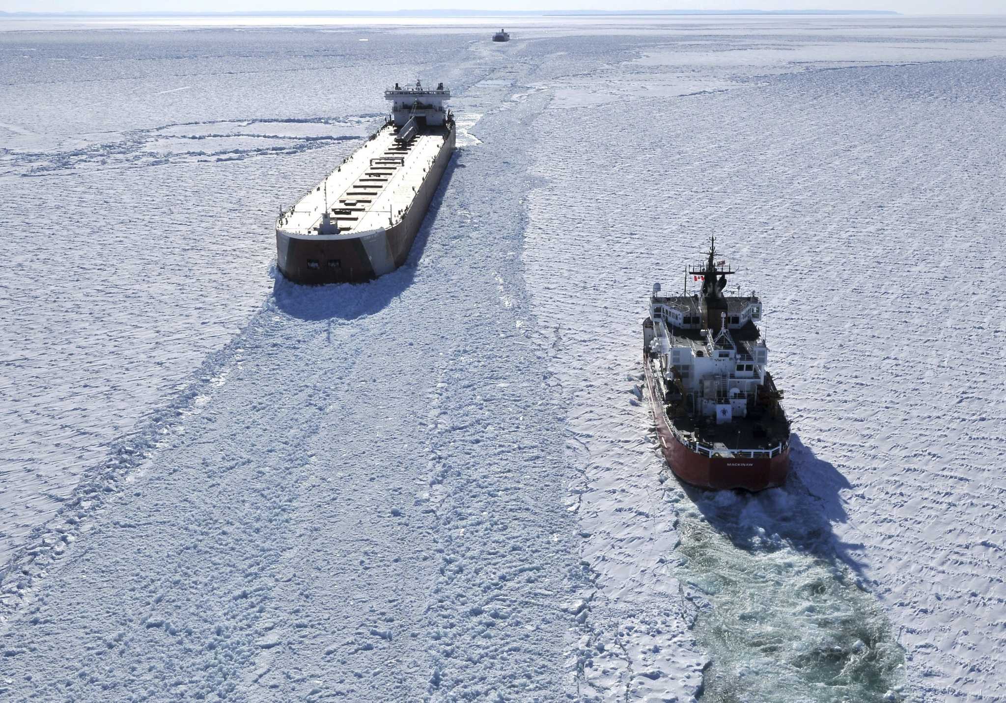 Demands for new Great Lakes icebreaker go to Congress - Vimarsana News