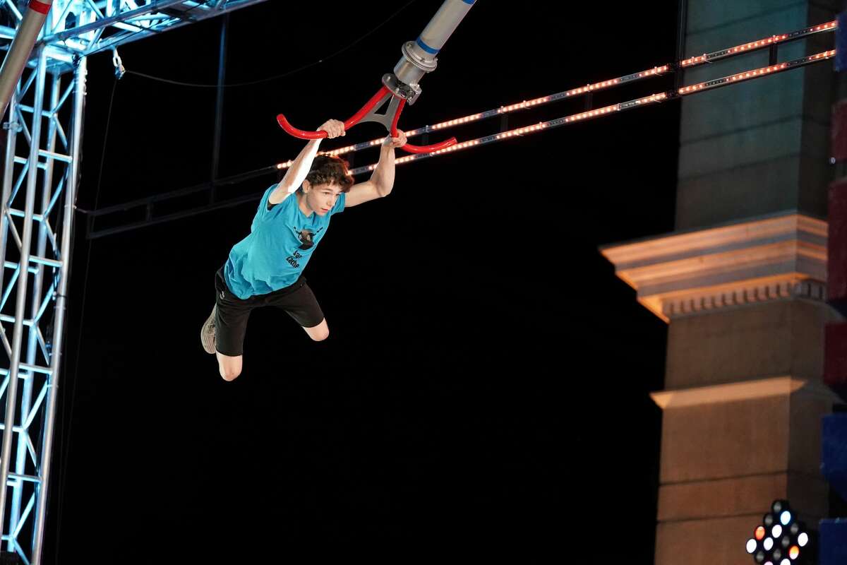 On 'American Ninja Warrior' finale, CT's Jay Lewis places second