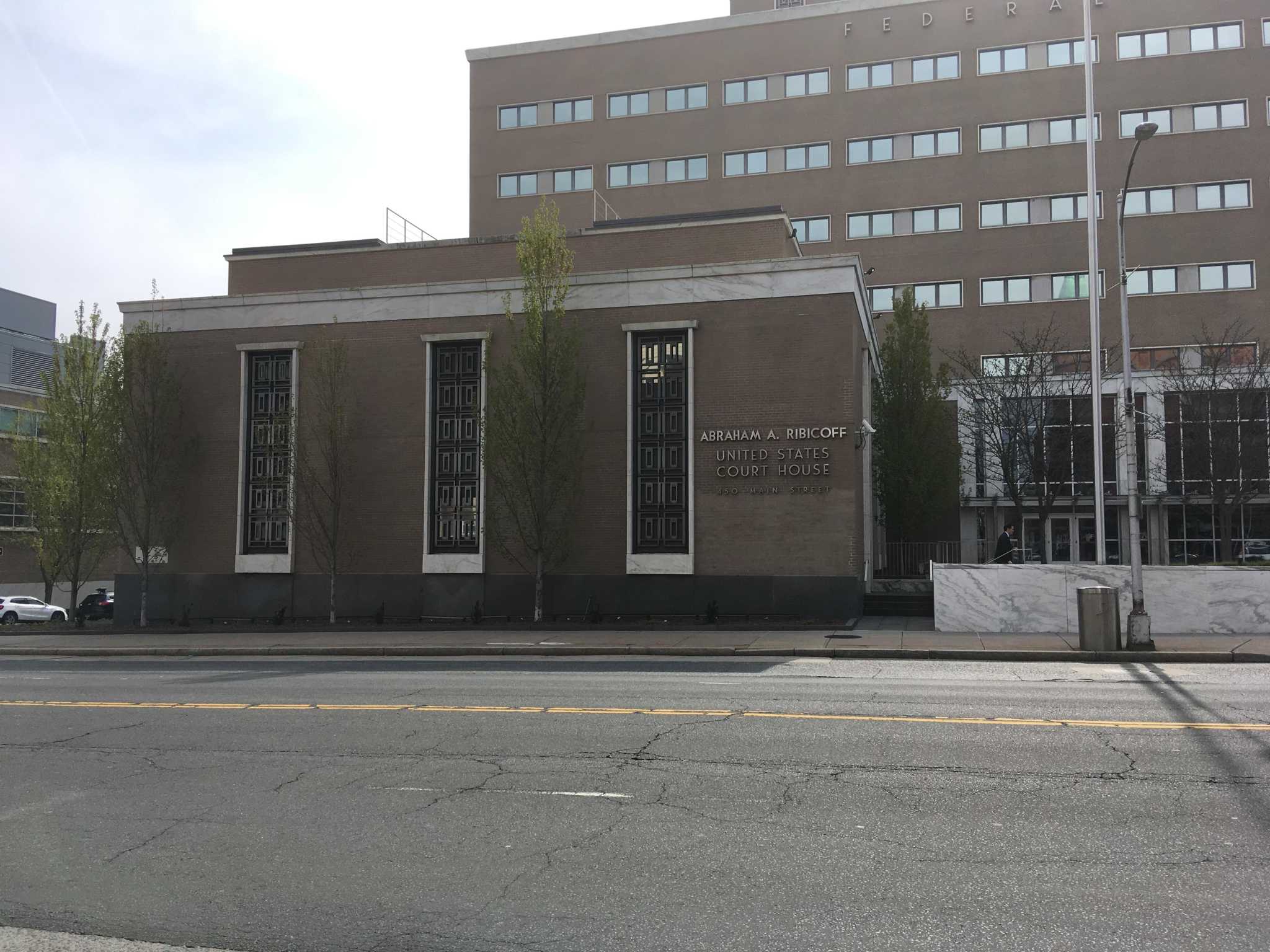Feds: 2 CT men charged with food stamp fraud - Vimarsana News