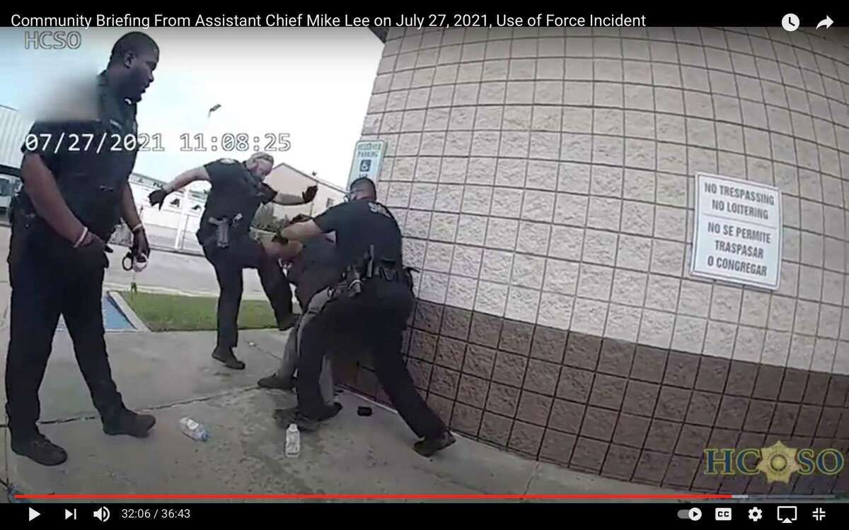 Harris County Sheriff’s Office Releases Footage Of Deputies Punching ...