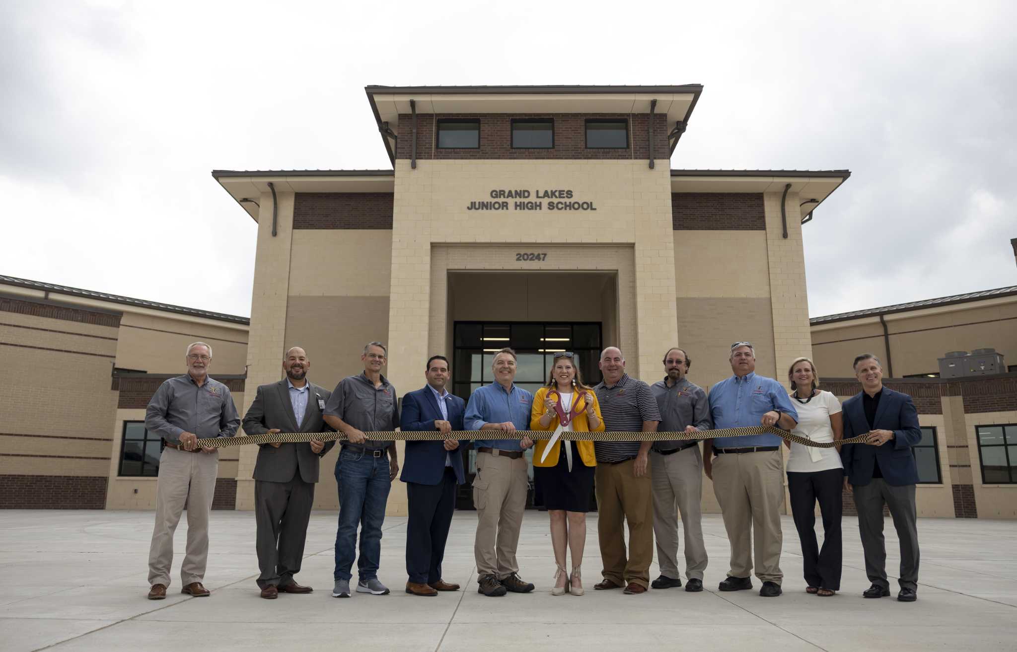 Tomball ISD Celebrates Opening Of New Grand Lakes Junior High   RawImage 