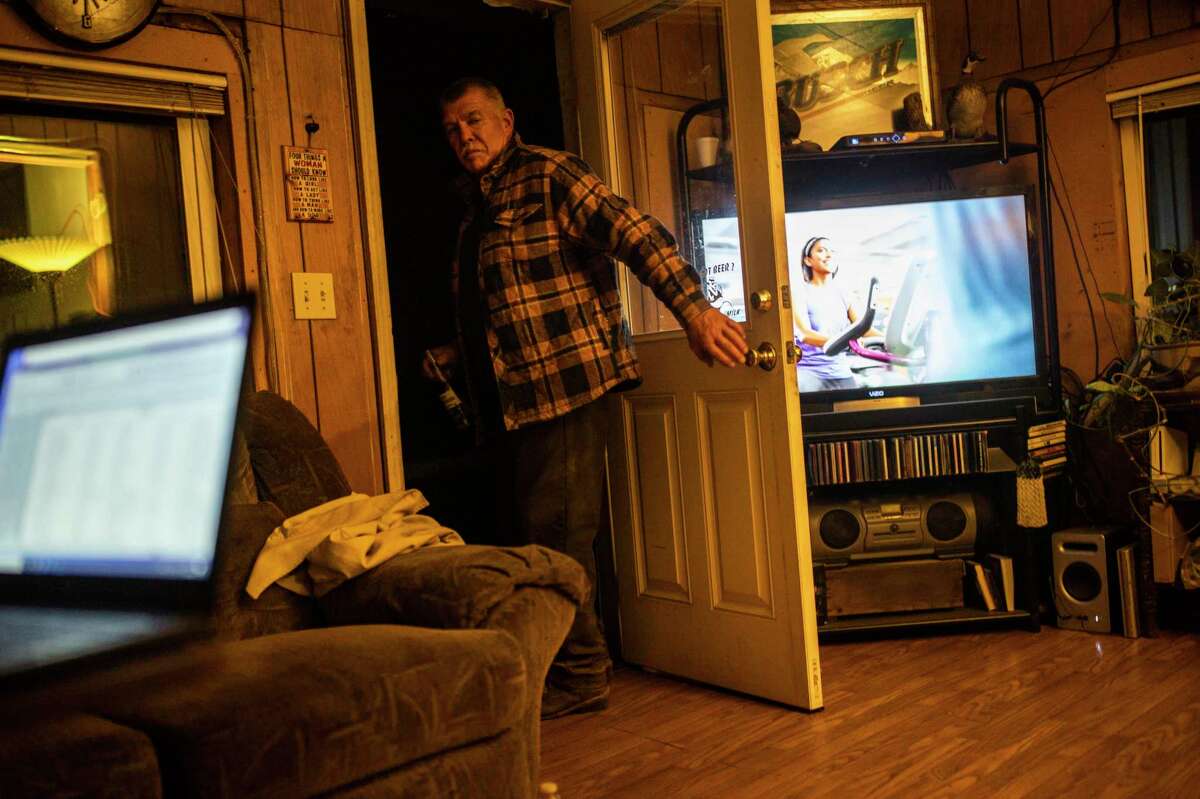 California’s 3rd largest wildfire slows a bit after razing town