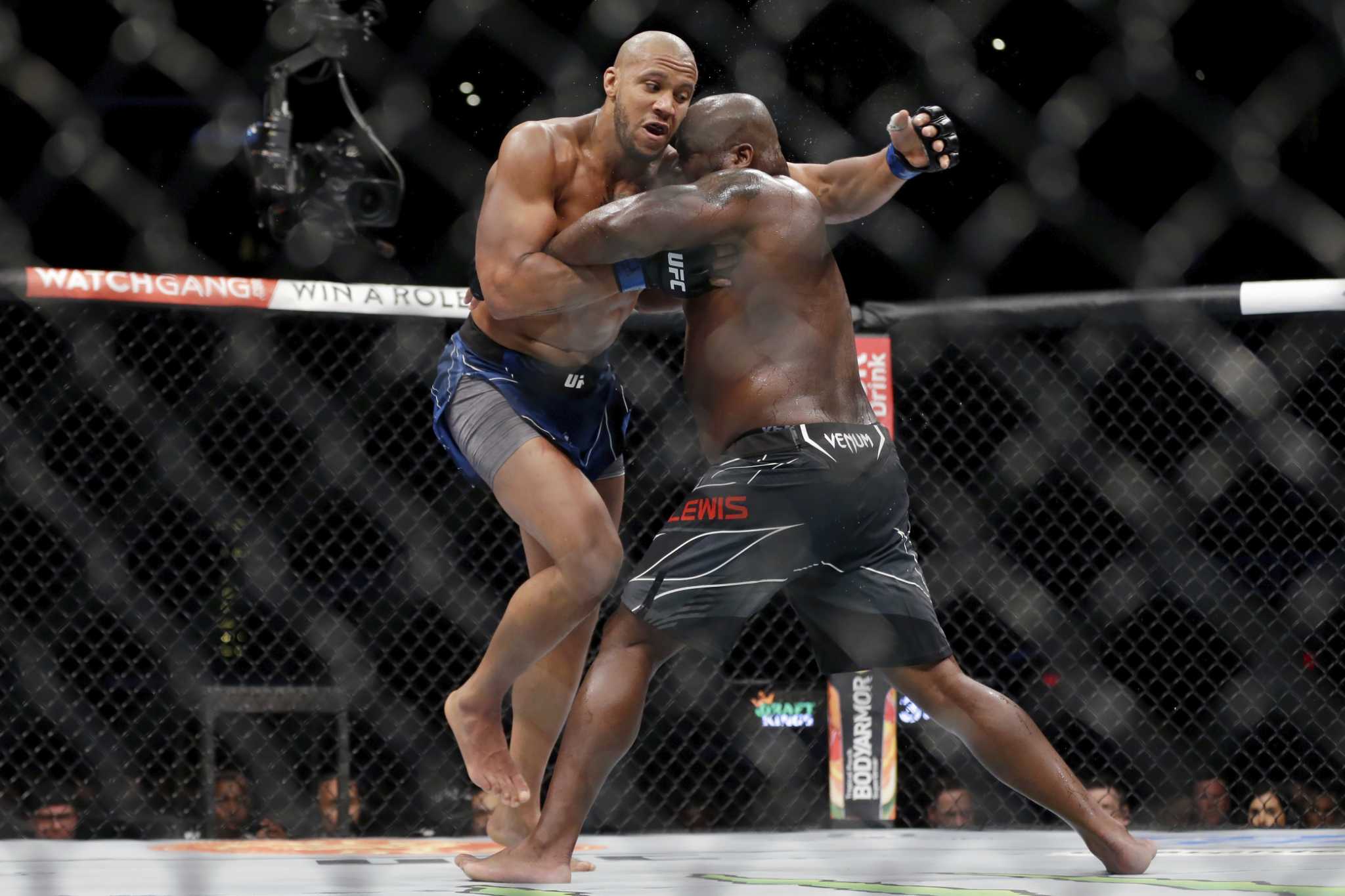 Why Ciryl Gane played Still Tippin' before fighting Derrick Lewis