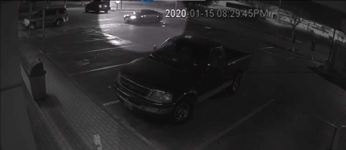 San Antonio police are searching for this vehicle, which may have been used in the double murder of Vanessa Mujica and Kyle Warren in 2020
