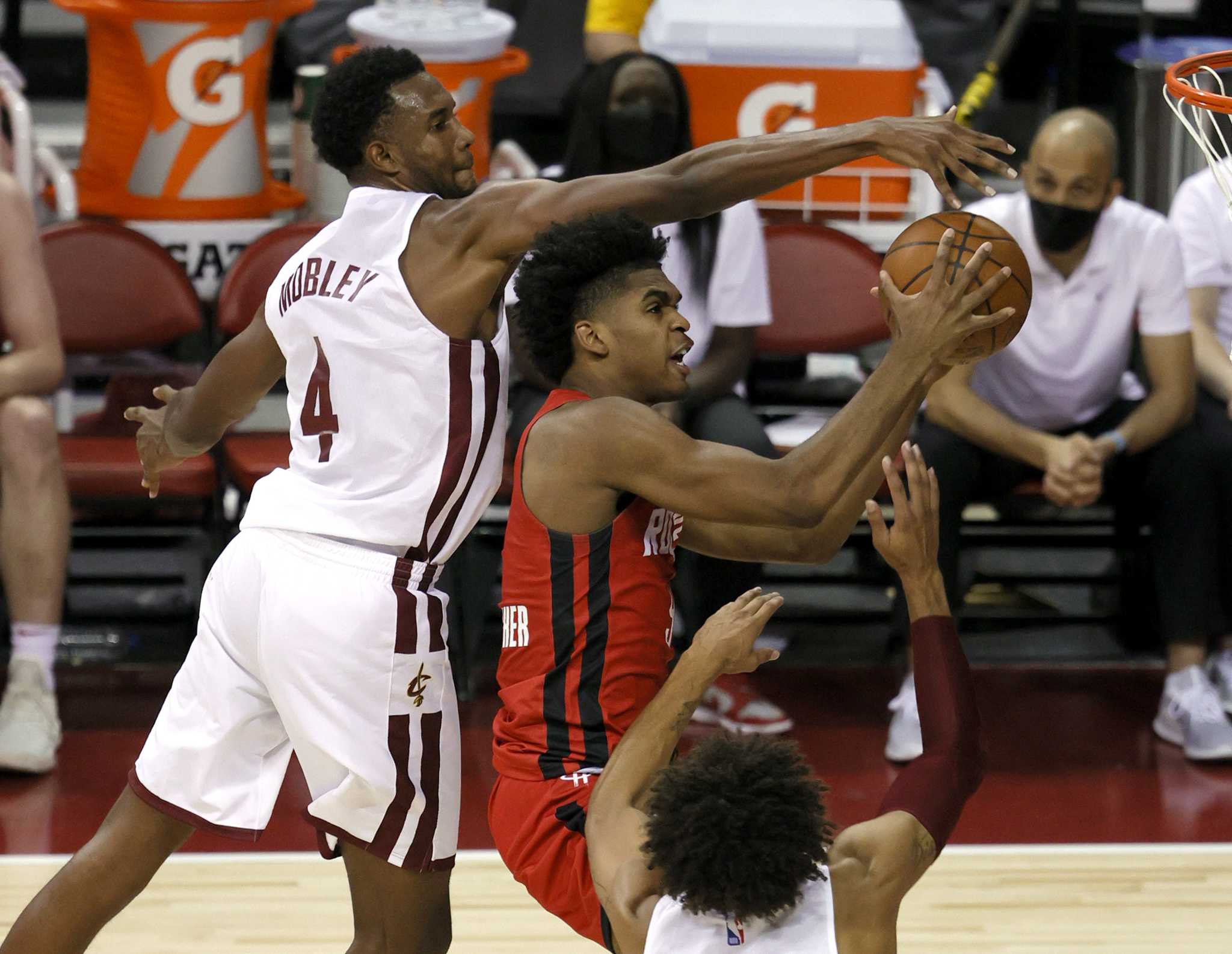 Cavaliers Sign 2022 Draft Picks Ochai Agbaji and Isaiah Mobley