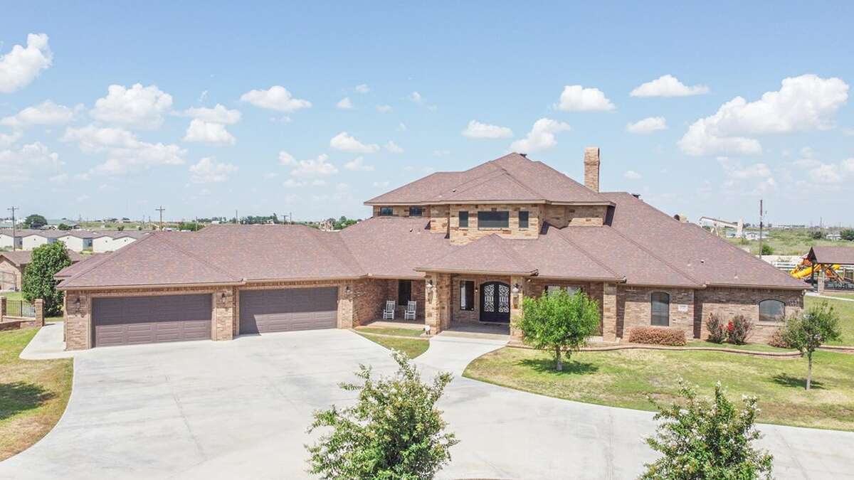 2.395 million Gardendale home features Texasshaped pool