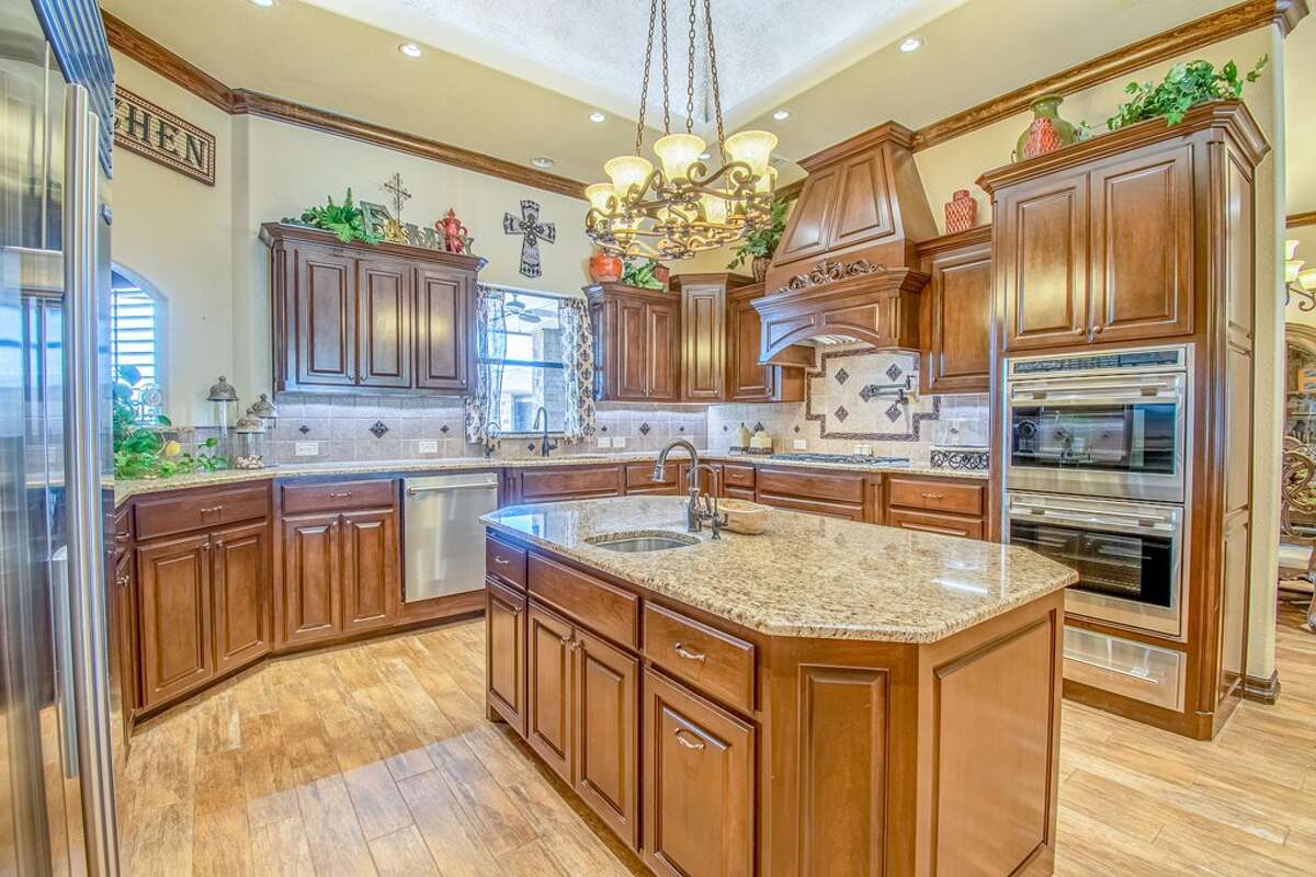 2.395 million Gardendale home features Texasshaped pool