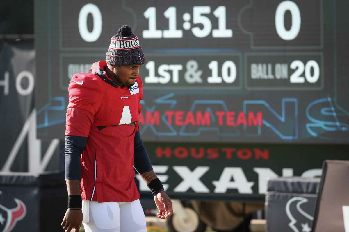 Deshaun Watson Forgets To Remove Falcons Jersey From Background