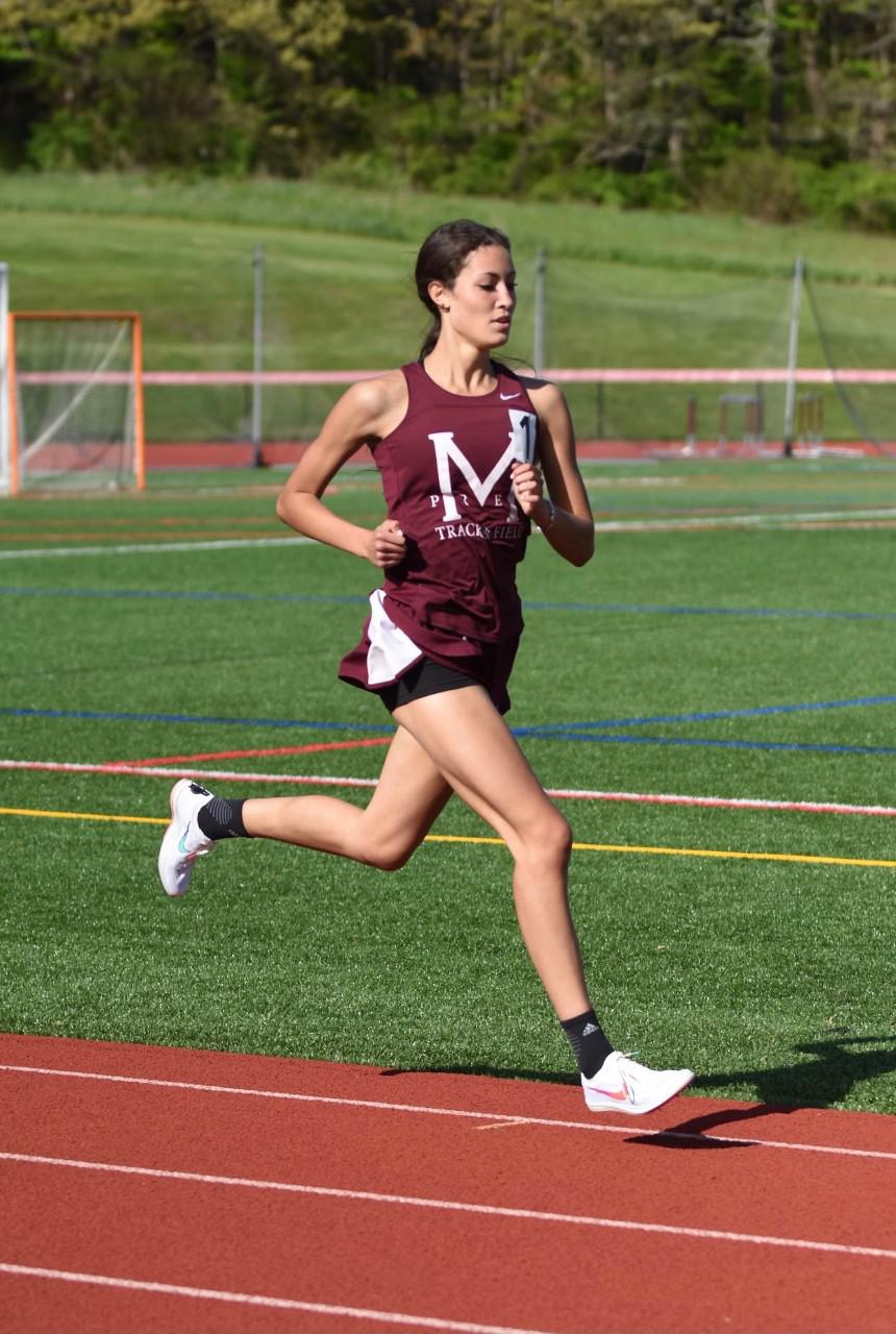 Jeff Jacobs: How Sydney Masciarelli set the national HS steeplechase record on her first try - Vimarsana News