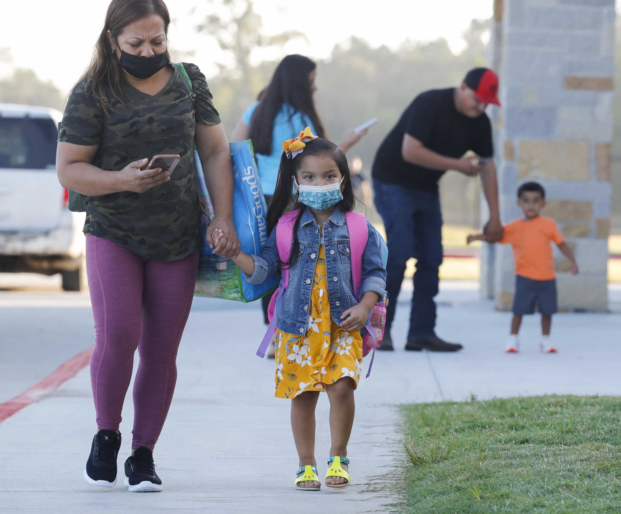 Conroe ISD students to its newest campus on first day of class