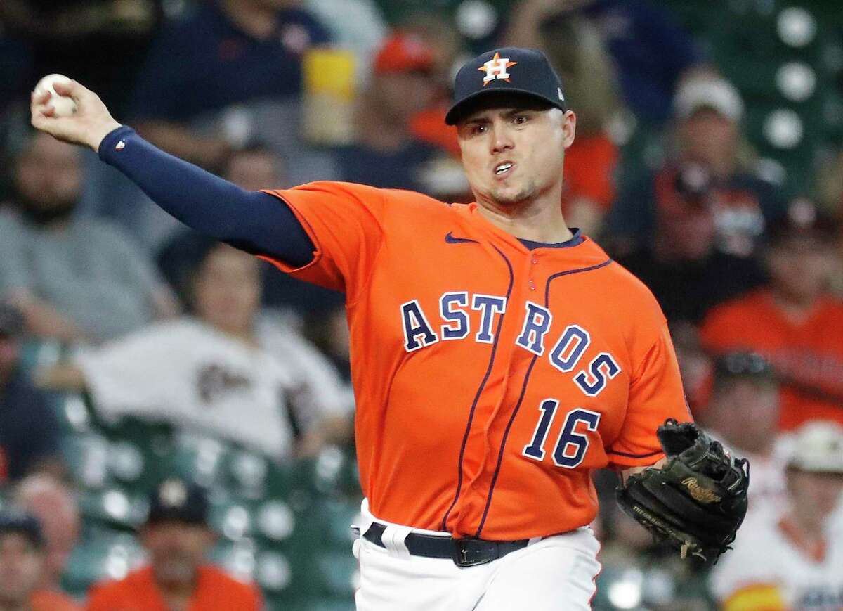 With Alex Bregman on the injured list, Aledmys Díaz has started at third base in 12 of the Astros’ last 13 games.