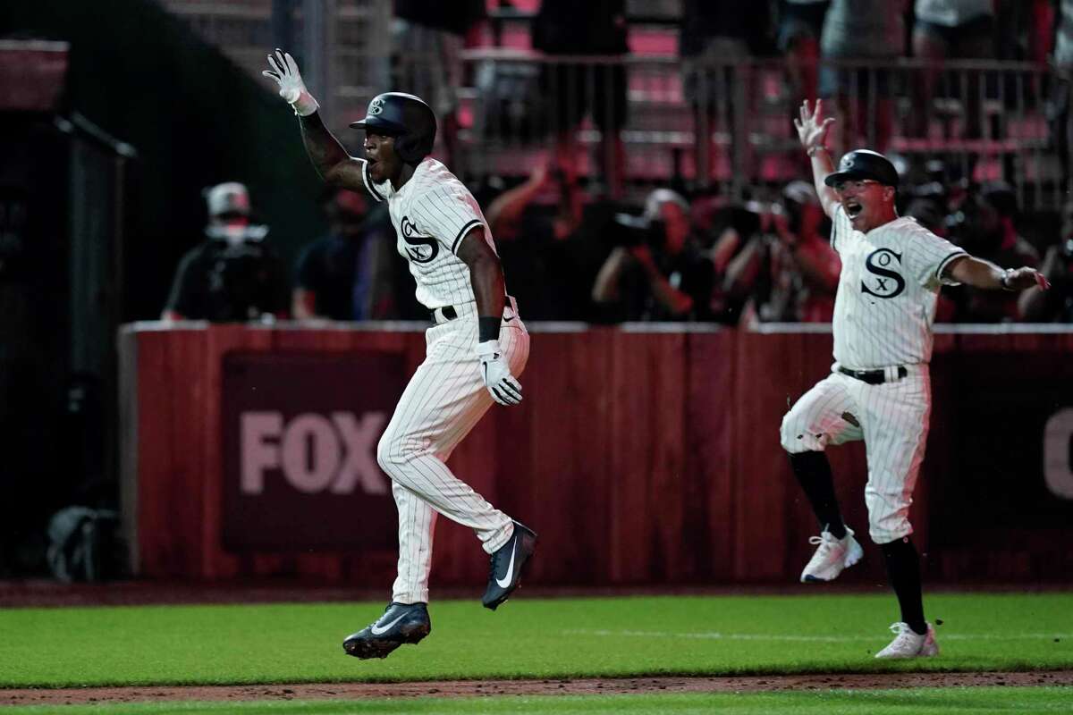 Hollywood ending as White Sox top Yankees at 'Field of Dreams