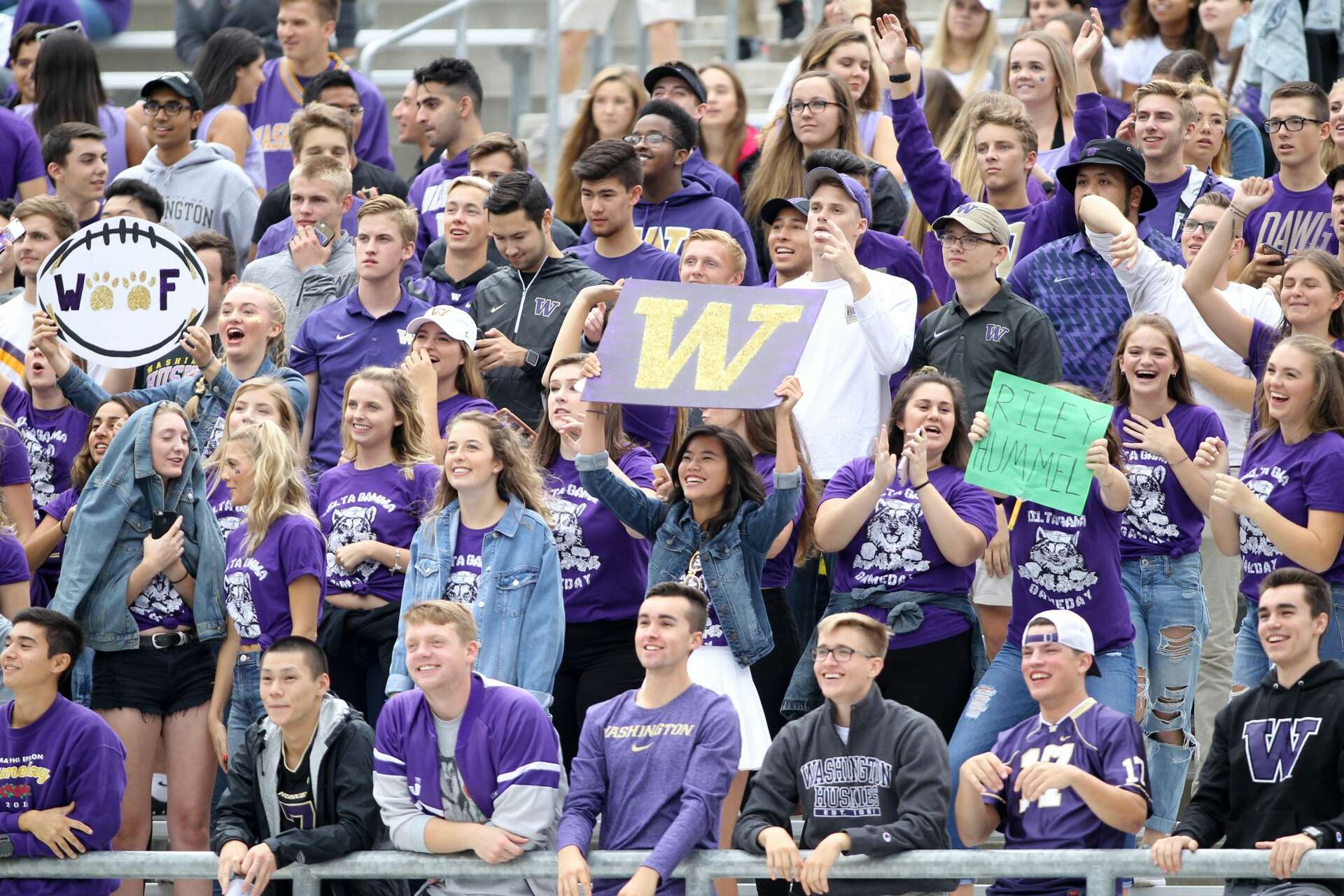 New sports technology at Washington's Husky Stadium enhances fan experience