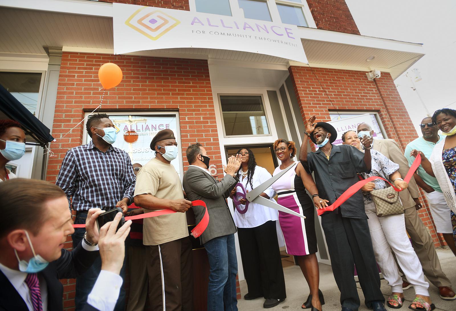 Prominent city developer comes home to Bridgeport's East End - Vimarsana News