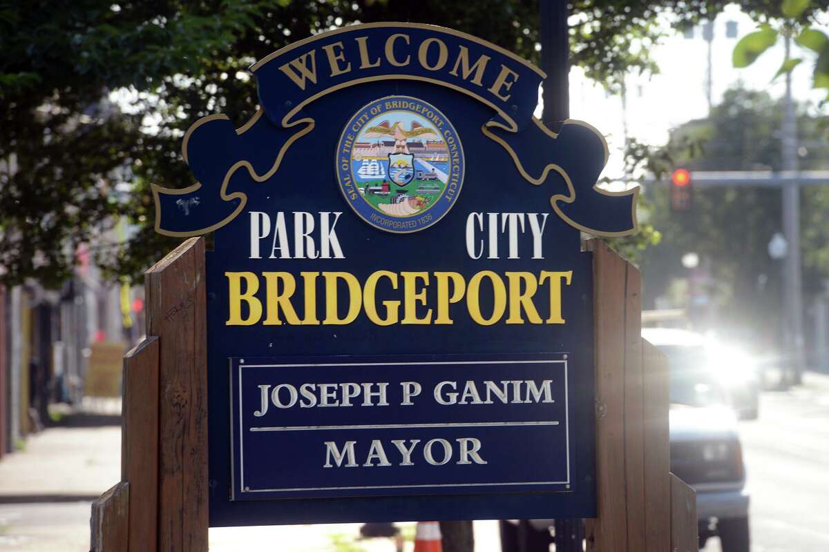 A welcome sign to the City of Bridgeport on Barnum Ave. at the Bridgeport and Stratford line, seen here from Stratford, Conn. Aug. 12, 2021.