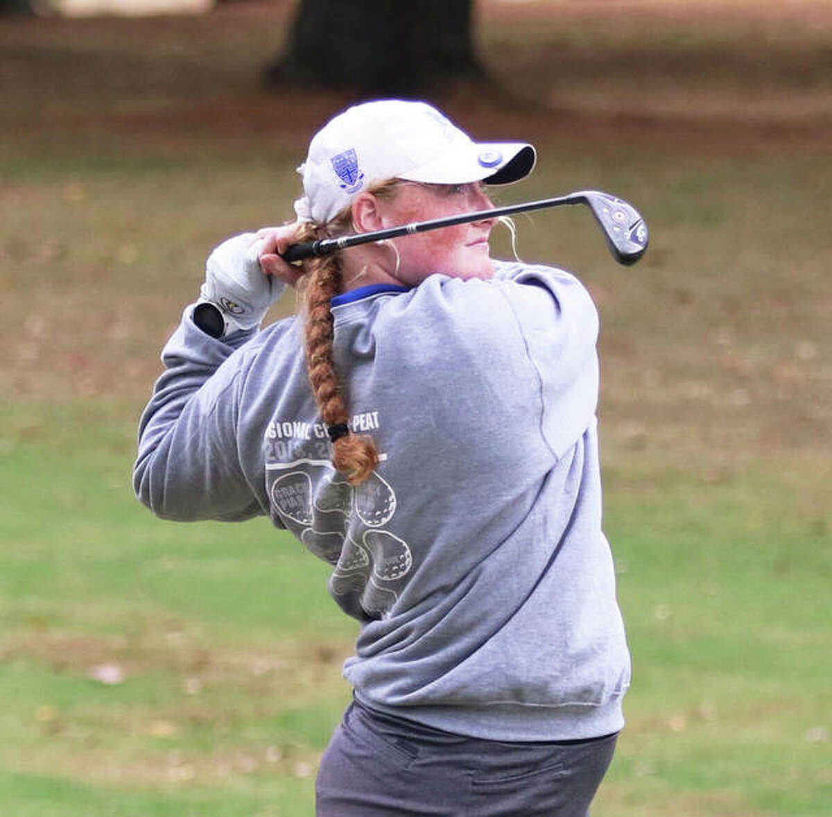 Marquette’s Gracie Piar, shown in last season’s sectional at Salem, shot 1-under par 71 to place third Friday at the Prep Tour Showcase at Hickory Point golf course in Decatur.