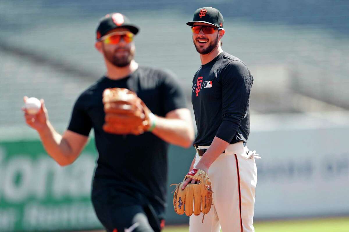 Evan Longoria makes first spring start at 3B