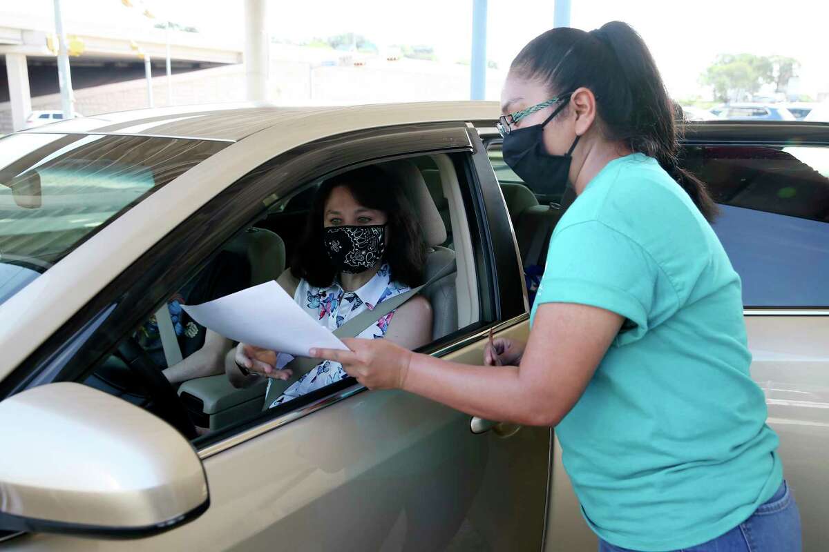 Volunteering with Meals on Wheels is family tradition for San Antonio ...