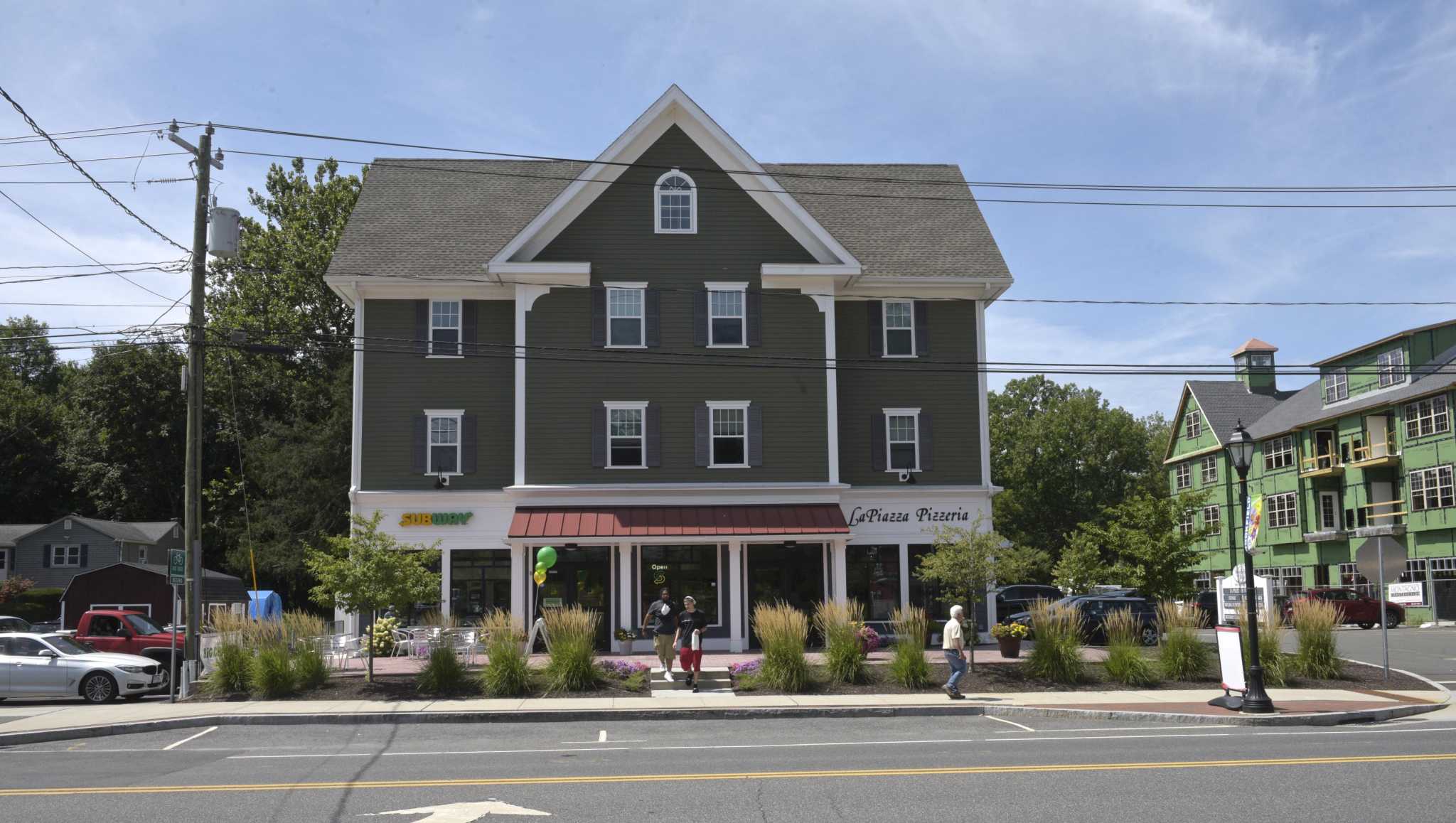 ‘Brookfield has a lot to offer’ Town leaders look to make sense of population growth, school