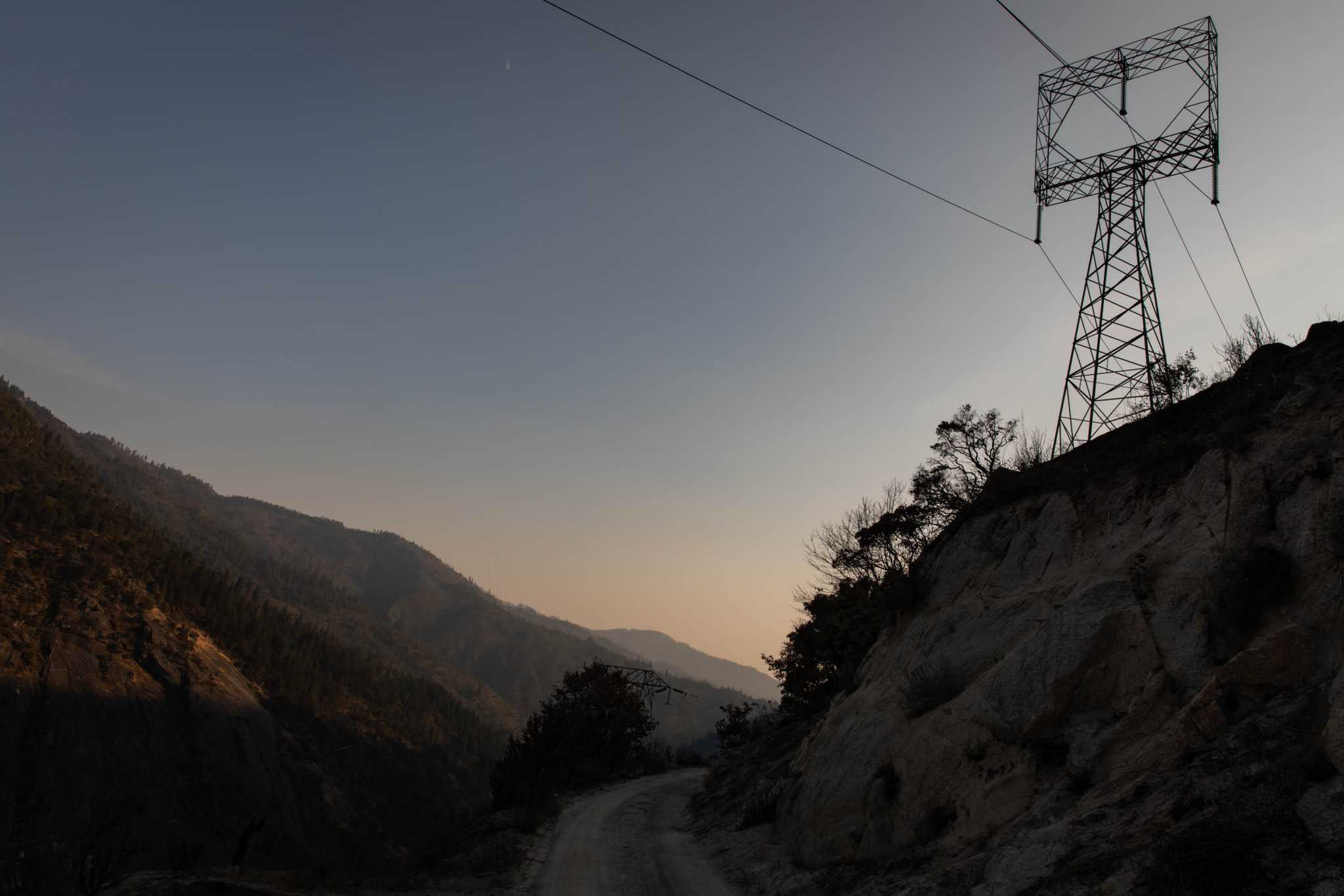 PG&E outages affecting thousands in Bay Area: What to know about the public safety shut-offs - Vimarsana News