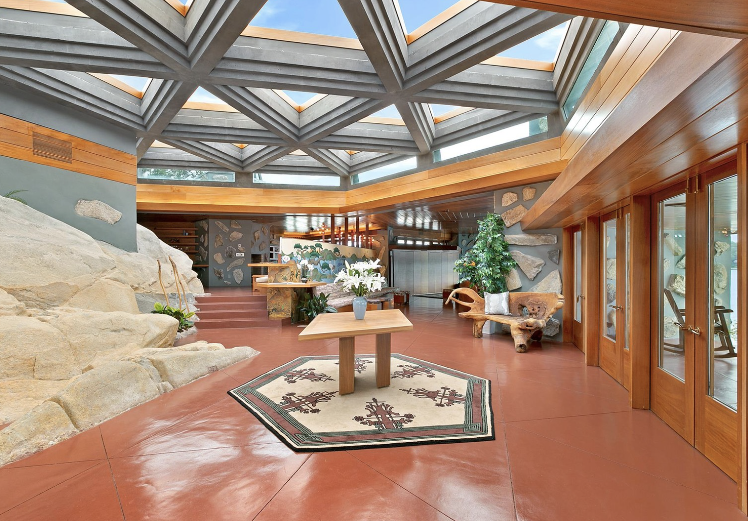 Island House Interior Frank Lloyd Wright Petra Island Massaro House