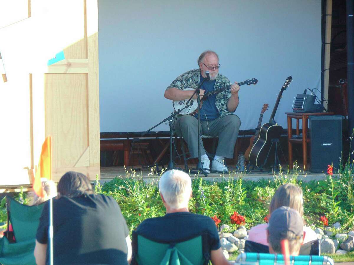 Songs performed by Joe Mabus ranged from old traditional with the banjo, to songs he wrote. (Star photo/Shanna Avery)
