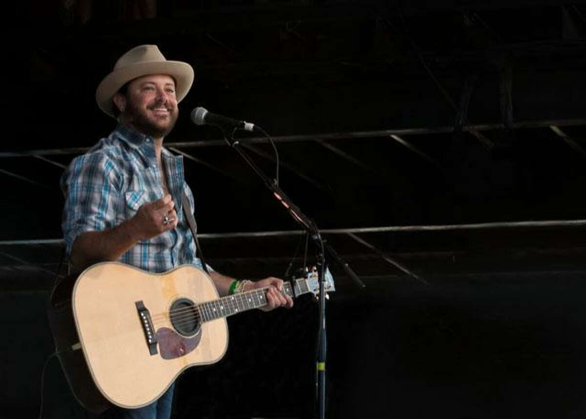 Wade Bowen will perform at The Barn at Frio Grill in Cypress on April 1.