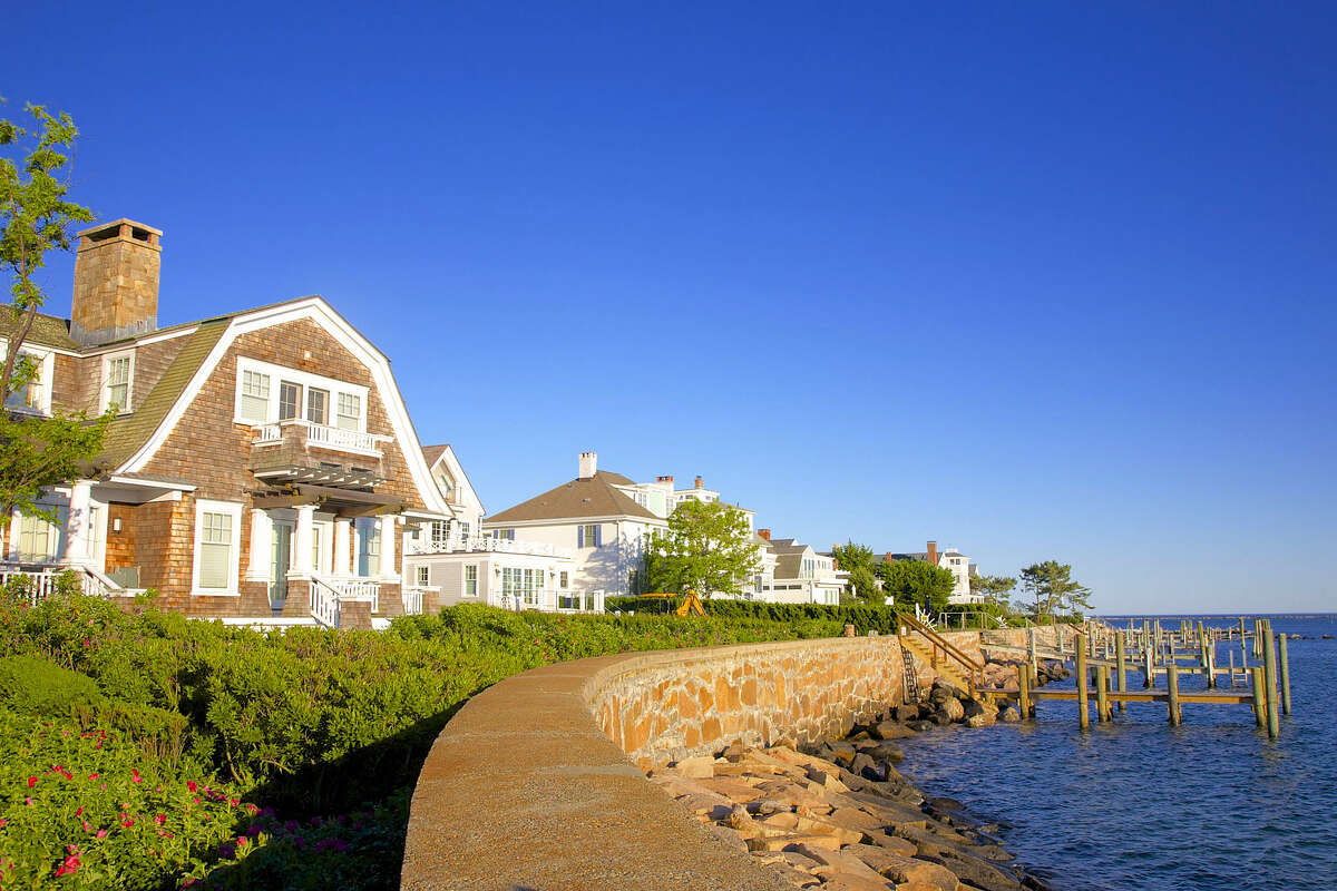 New England-style waterside homes, Stonington, New London County, Connecticut, New England, USA.