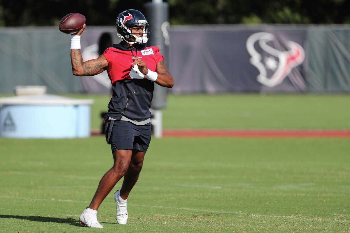 Deshaun Watson's Awkward First Day at Training Camp - The New York